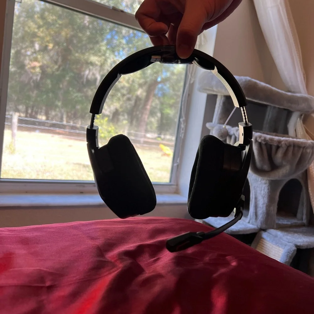 NUBWO G06 dual wireless gaming headset